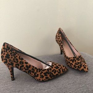 NEW leopard print heels - Size 7